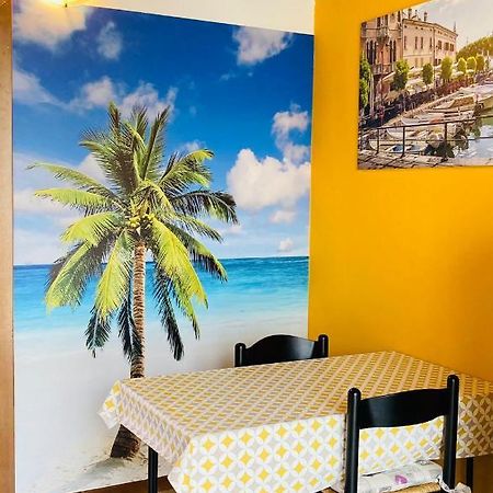 Palm Beach - Your Private And Complete Apartment In Desenzano Del Garda Eksteriør bilde