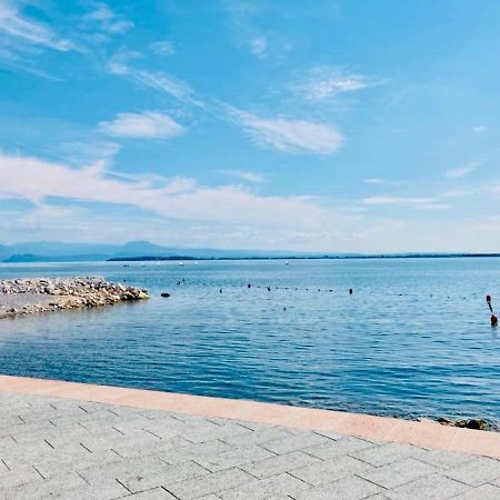 Palm Beach - Your Private And Complete Apartment In Desenzano Del Garda Eksteriør bilde