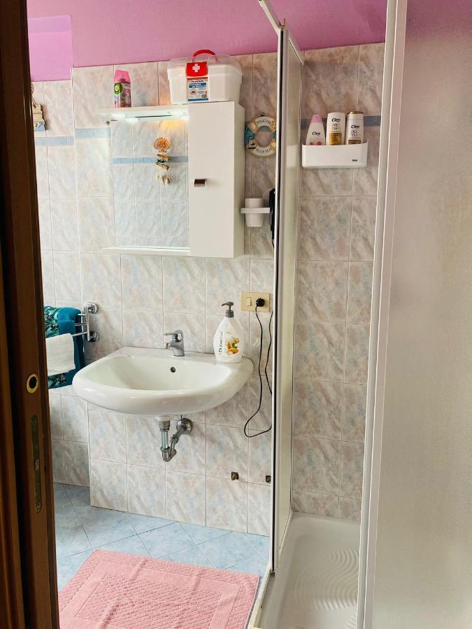 Palm Beach - Your Private And Complete Apartment In Desenzano Del Garda Eksteriør bilde