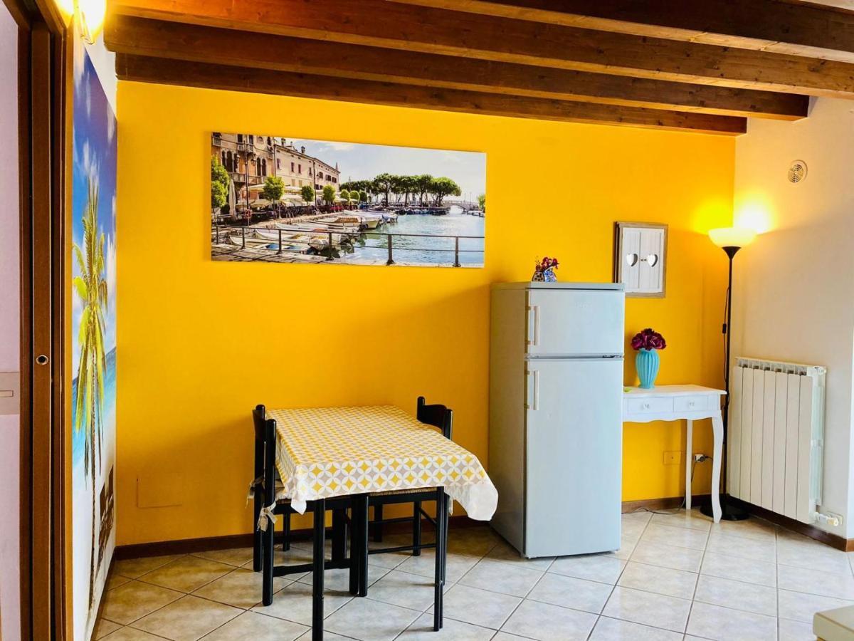 Palm Beach - Your Private And Complete Apartment In Desenzano Del Garda Eksteriør bilde